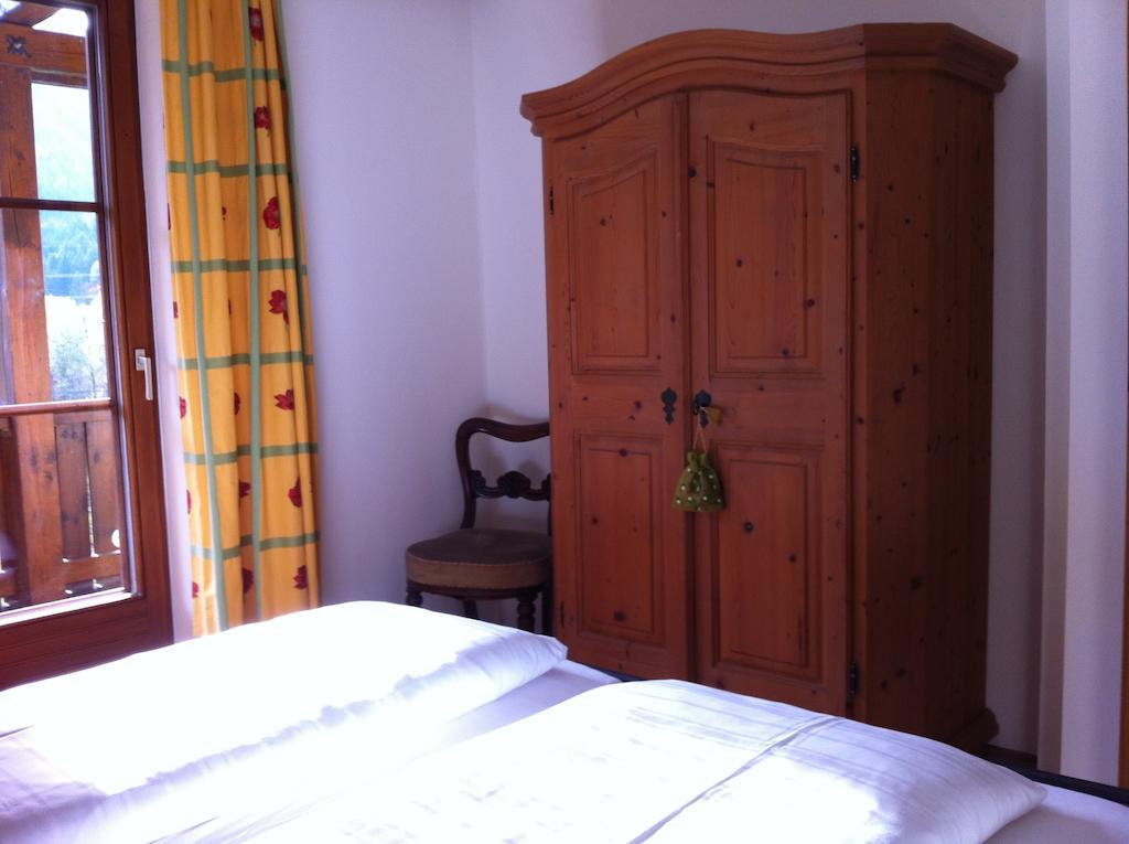 Appartements Lenzhofer Gundersheim Ruang foto
